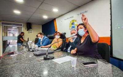 Dani participa da reunião de encerramento da Frente pelo Centro do Recife