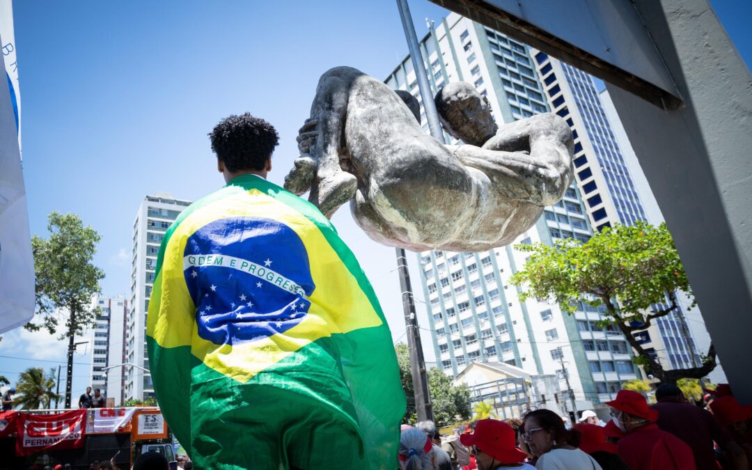 Um ano de resistência e resgate da democracia brasileira