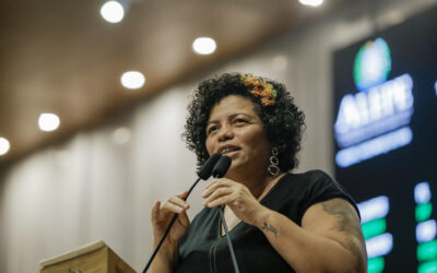 Dani Portela aprova título de cidadã Pernambucana à Vilma Reis
